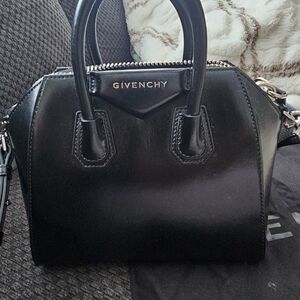 Authentic Givenchy Antigona Black Satchel Bag